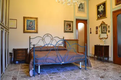 Letto o letti in una camera di La maison de Lavinia