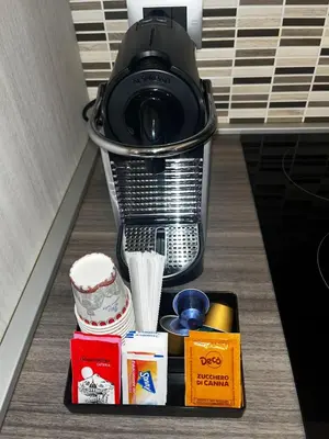 Set per la preparazione di tè e caffè presso Dr House Apartment