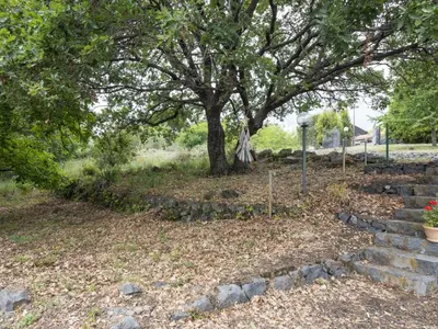 Giardino di Holiday Home Alcunché by Interhome