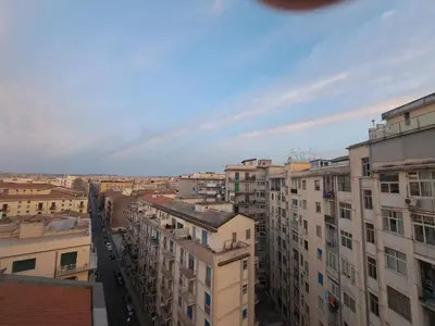 Vista generica su Catania o vista sulla città dall'interno della casa vacanze