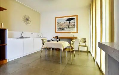 Planimetria di 4 Bedroom Cozy Home In Mascalucia