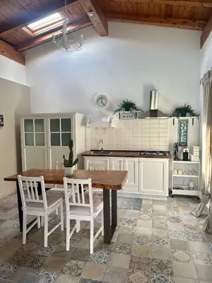 Cucina o angolo cottura di Casa Vacanze Villa di Loreto - Uso Esclusivo