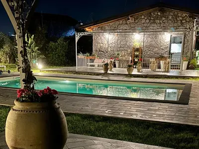 Piscina di Casa Vacanze Villa di Loreto - Uso Esclusivo o nelle vicinanze