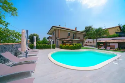 Piscina di Bedda Mia Etna House B&B o nelle vicinanze