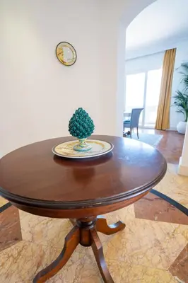 Area soggiorno di Perla Marina Sea View Apartment
