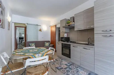 Cucina o angolo cottura di GuestHost - Catania Comfy & Central Apartment x3!