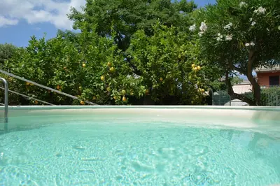Piscina di Triskelion o nelle vicinanze