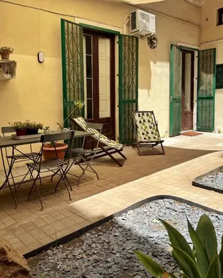 Piscina di Saranton House o nelle vicinanze