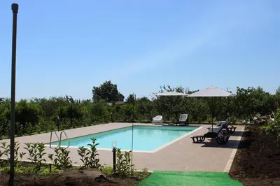 Piscina di Orto dei Limoni o nelle vicinanze