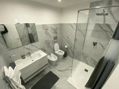 Bagno di Carlant Apartment