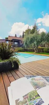 Piscina di Rahal Etna Luxury Retreat- Private Heated Jacuzzi 98F & Infinity Pool o nelle vicinanze