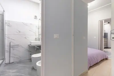Bagno di GuestHost - Villa Bellini & Stadio Comfy Apartment