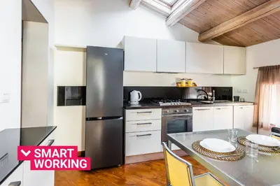 Cucina o angolo cottura di Klina Home by Wonderful Italy