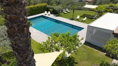 Piscina di Etna Bike Holiday o nelle vicinanze