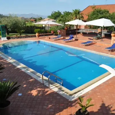 Villa esclusiva con piscina privata e vista Etna