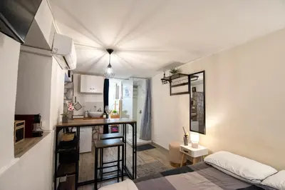 Cucina o angolo cottura di Loft Pantano, Catania Center Villa Bellini