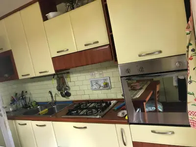 Cucina o angolo cottura di Stanza tripla in affitto Giarre
