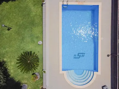 Piscina di RSM Home o nelle vicinanze