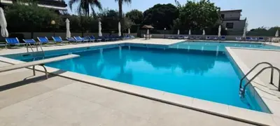 Piscina di Relax Sea Capomulini Appartamento su due livelli o nelle vicinanze