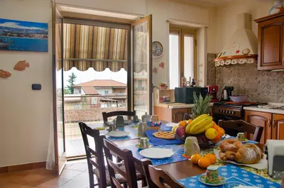 Cibo presso l'appartamento o nelle vicinanze