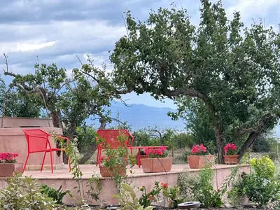 Paesaggio naturale nelle vicinanze della villa