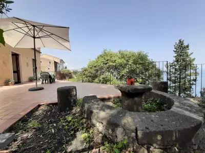 Paesaggio naturale nelle vicinanze della casa vacanze