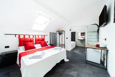 Planimetria di VOLCANO'S SUITE - ETNA - Private Room with Jacuzzi in Catania Center