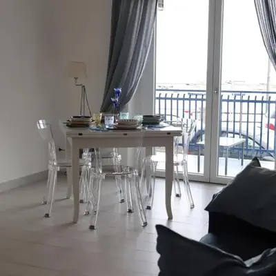 Seacily Apartments