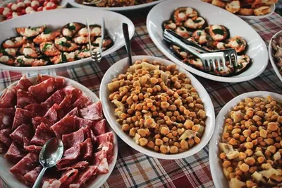 Cibo presso l'agriturismo o nelle vicinanze