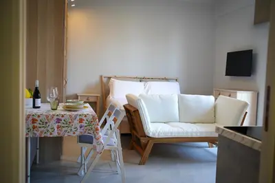 TV o dispositivi per l'intrattenimento presso R-HOME Acicastello