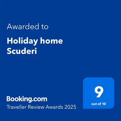 Certificato, attestato, insegna o altro documento esposto da Holiday home Scuderi