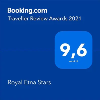Certificato, attestato, insegna o altro documento esposto da Villa Royal Etna Stars