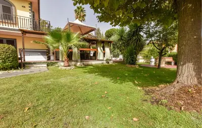 Giardino di Beautiful Apartment In Trecastagni With Sauna