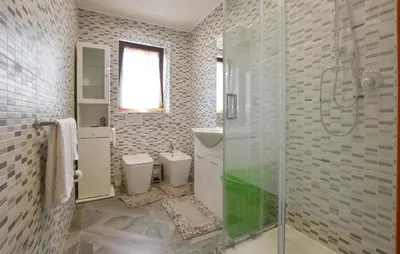 Bagno di Nice Apartment In Mascali With Wifi