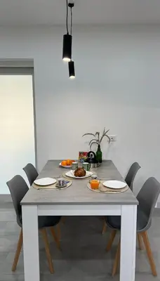 Cibo presso la stanza in casa privata o nelle vicinanze