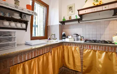 Cucina o angolo cottura di 1 Bedroom Gorgeous Home In Mascalucia