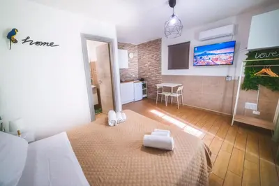 TV o dispositivi per l'intrattenimento presso Home Caronda Catania