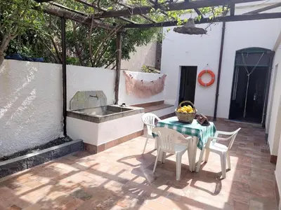 Patio o area all'aperto di Typical house in a Sicilian village