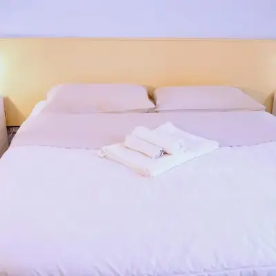 Evelyn guest house
