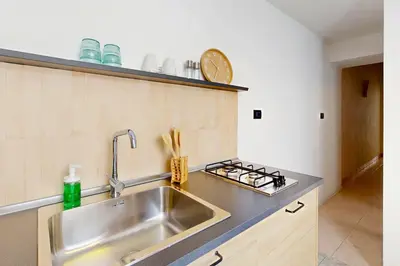 Cucina o angolo cottura di Casa Vacanza da Zero - Terrazza Etna a 5' dal Mare