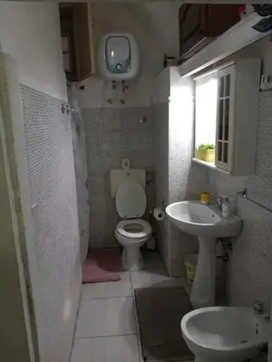 Bagno di Modern Studio in Catania with Air Conditioning