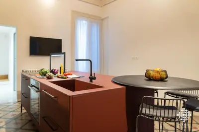 TV o dispositivi per l'intrattenimento presso Umberto Charming Home - Elegante dimora in centro