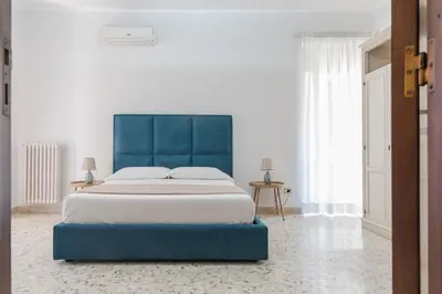 Letto o letti in una camera di Prestigious 4 bedrooms with Netflix and Metro nearby