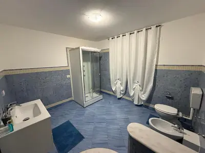 Bagno di Adeles house