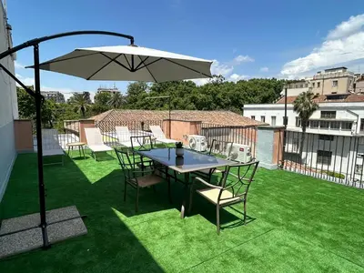 Patio o area all'aperto di Terrazza Lavica, free parking