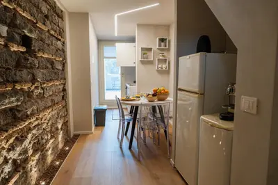 Cucina o angolo cottura di Black Stones Li Cuti