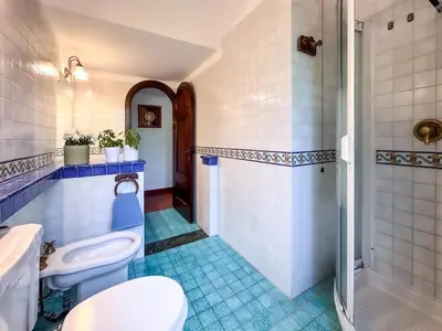 Bagno di Villa Etna