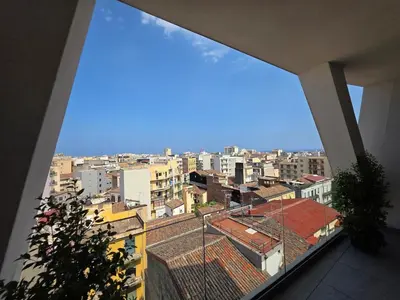Vista generica su Catania o vista sulla città dall'interno dell'appartamento