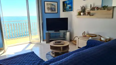 TV o dispositivi per l'intrattenimento presso Sunrise on the sea