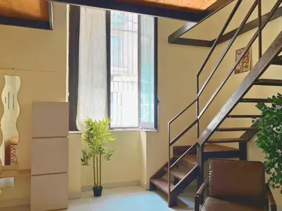 Planimetria di Giatì Studio - Cortile Privato & Metro